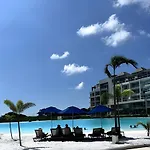 Vista Impresionante Y Cama King En Baia Kristal